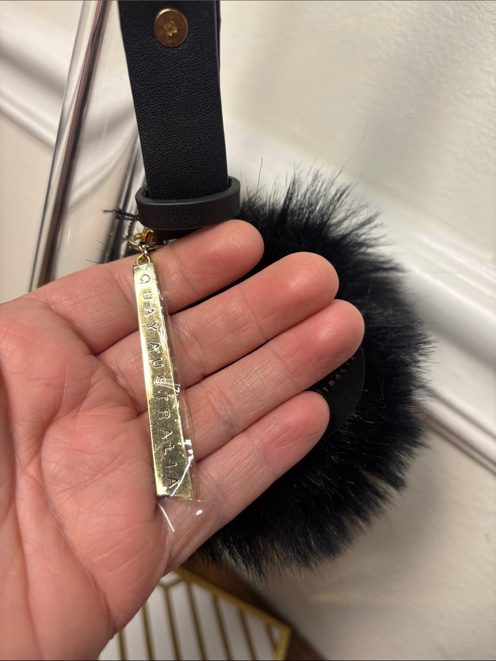 QUAY AUSTRALIA LARGE BLACK POM POM KEYCHAIN/BAG CHARM W/GOLD ACCENTS - Picture 4 of 6